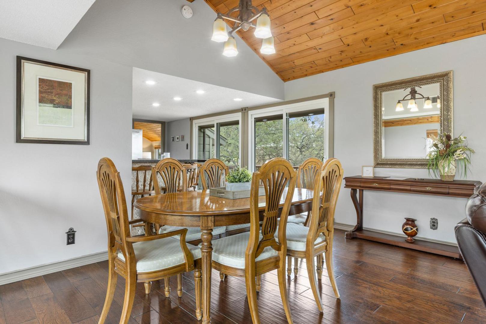 Wine Country Retreat - With A Lake View! Spicewood Exterior photo