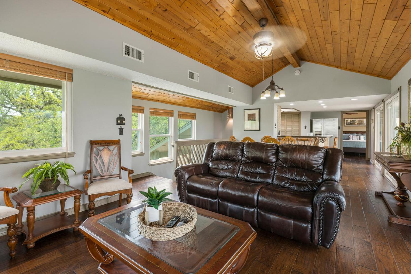 Wine Country Retreat - With A Lake View! Spicewood Exterior photo