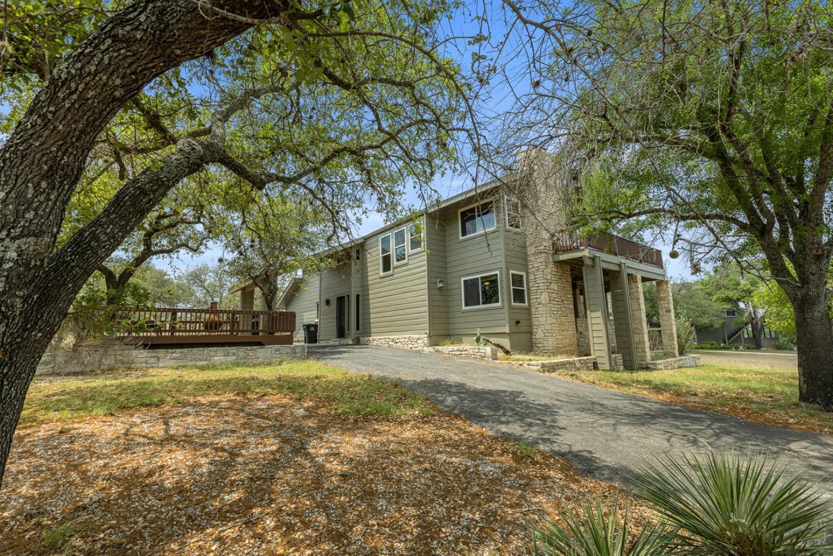 Wine Country Retreat - With A Lake View! Spicewood Exterior photo